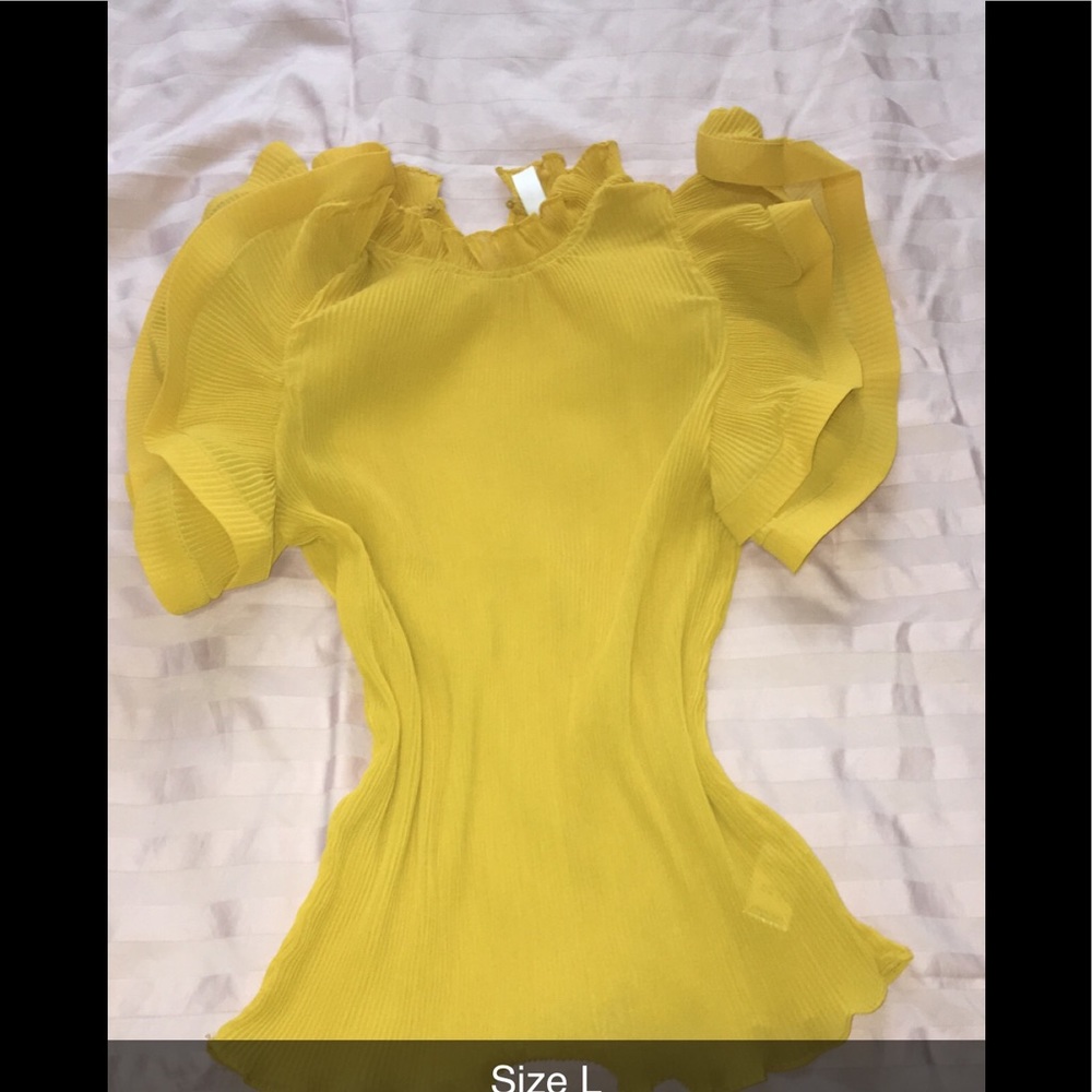 Yellow top